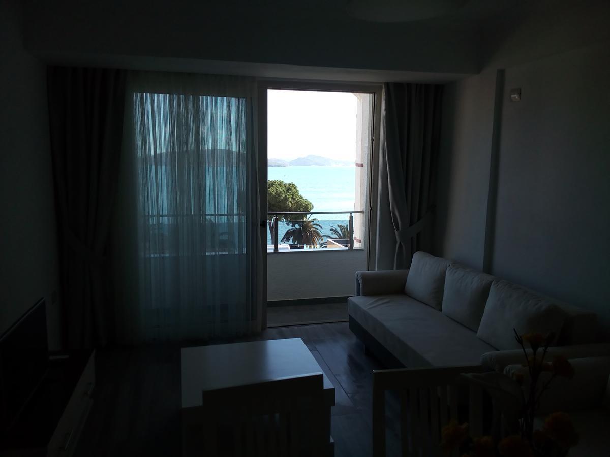 Delfin Apartments Sarandë Eksteriør bilde